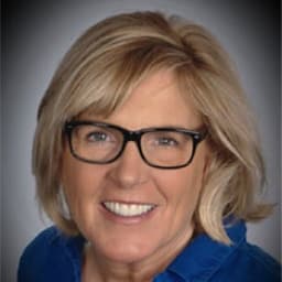 Stacy Petro, Insurance Agent