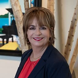 Lucy Swagerty, Insurance Agent